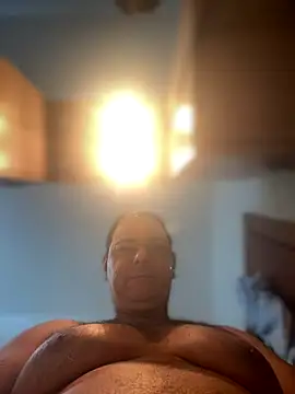 Snapshot of SecretlyDD chatting on 18, 11, 2025 SecretlyDD online show from 18, 11, 2025