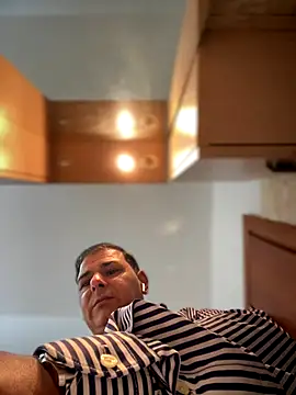 Snapshot of SecretlyDD chatting on 3, 12, 2025 SecretlyDD online show from 3, 12, 2025