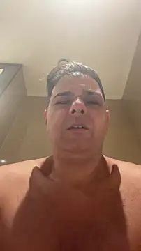 Snapshot of SecretlyDD chatting on 8, 1, 2026 SecretlyDD online show from 8, 1, 2026