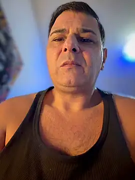 Snapshot of SecretlyDD chatting on 8, 2, 2026 SecretlyDD online show from 8, 2, 2026