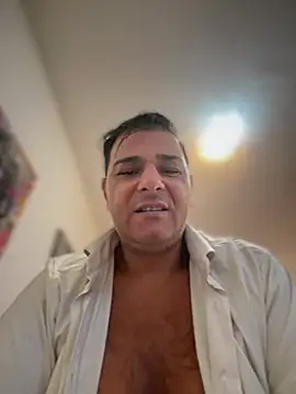 Snapshot of SecretlyDD chatting on 15, 2, 2026 SecretlyDD online show from 15, 2, 2026