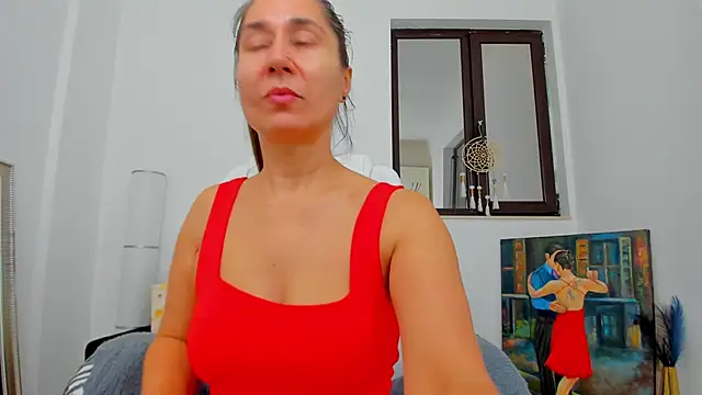 Snapshot of Julya_Anna chatting on 5, 11, 2025 Julya Anna online show from 5, 11, 2025