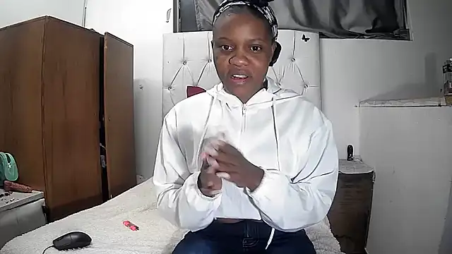 Browncaramel1999 online show from 6, 6, 2026