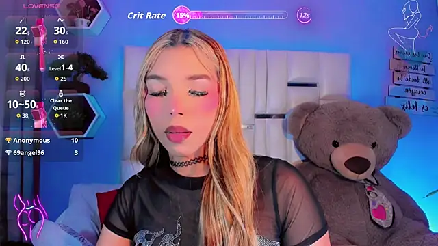 Snapshot of Aileen_18 chatting on 6, 11, 2025 Aileen 18 online show from 6, 11, 2025