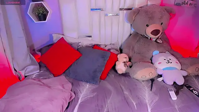 Aileen 18 online show from 11, 4, 2026