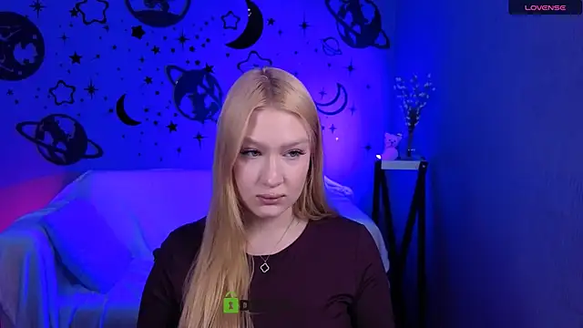 playful sophie online show from 14, 4, 2026