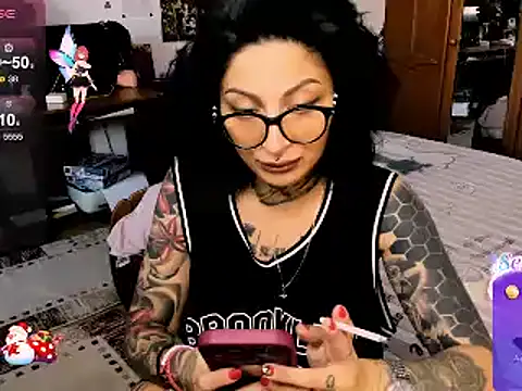 Snapshot of Lucky_Deniz chatting on 18, 12, 2024 Lucky Deniz online show from 18, 12, 2024