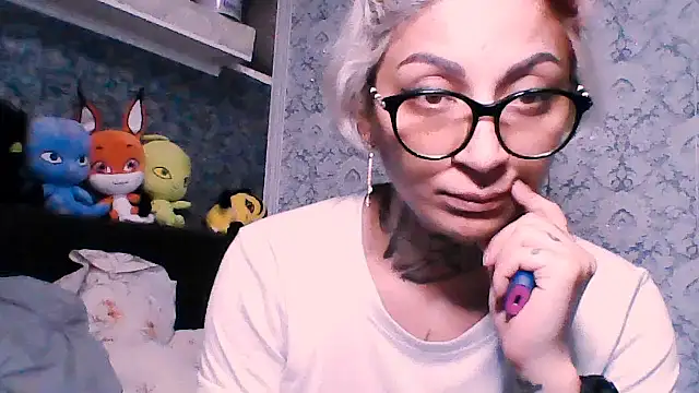 Snapshot of Lucky_Deniz chatting on 21, 11, 2025 Lucky Deniz online show from 21, 11, 2025