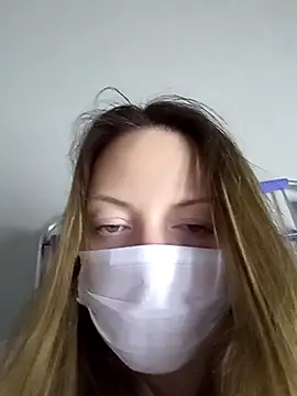 KattyLuuu online show from 11, 4, 2026