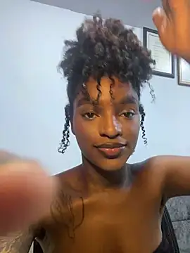 Snapshot of Zizi-campbel chatting on 11, 2, 2025 Zizi-campbel online show from 11, 2, 2025