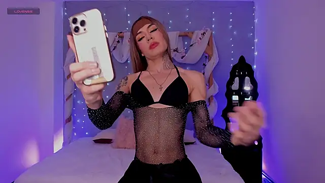 Camillesanto online show from 21, 2, 2025