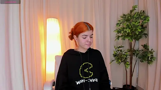 Snapshot of Maddy_bennet chatting on 26, 2, 2025 Maddy bennet online show from 26, 2, 2025