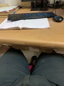 Snapshot of Hillz_king_98 chatting on 29, 1, 2025 Hillz king 98 online show from 29, 1, 2025