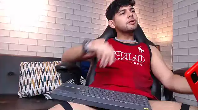 Snapshot of Samir_bear chatting on 29, 1, 2025 Samir bear online show from 29, 1, 2025