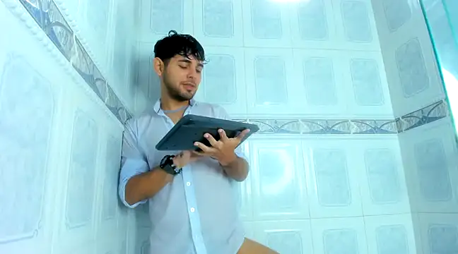 Snapshot of Samir_bear chatting on 7, 2, 2025 Samir bear online show from 7, 2, 2025