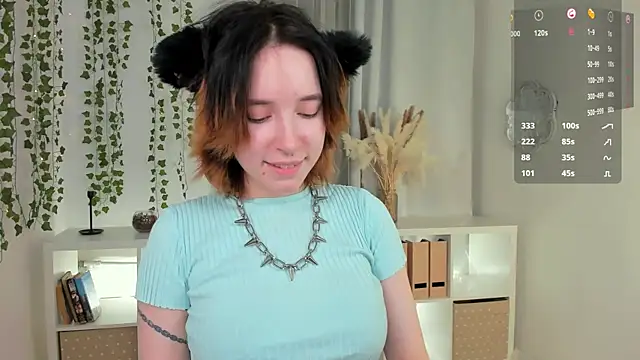 lilithlunna online show from 21, 1, 2025