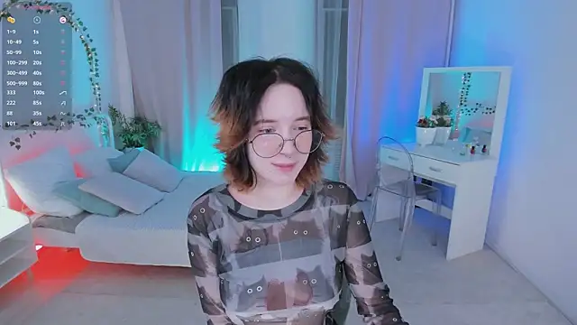 lilithlunna online show from 22, 1, 2025