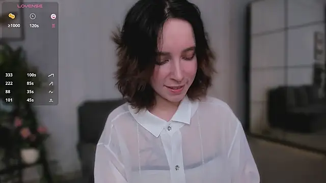 lilithlunna online show from 3, 3, 2025