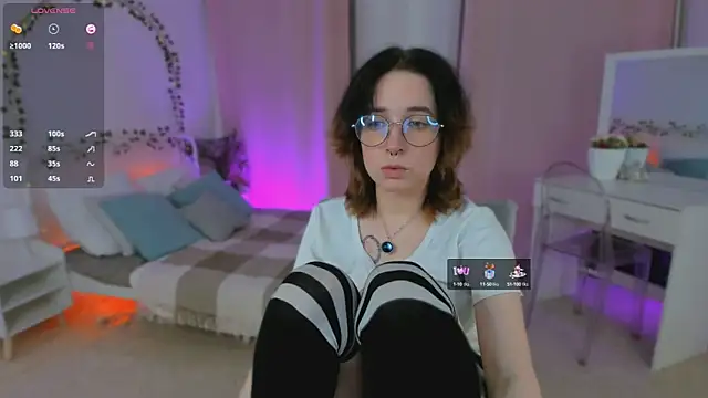 lilithlunna online show from 19, 3, 2025