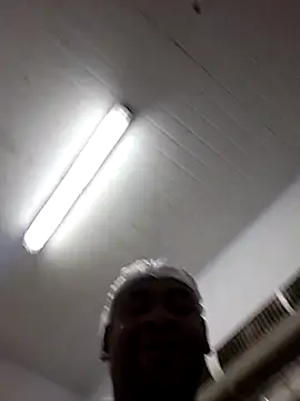 Snapshot of lucasquirao1234 chatting on 12, 10, 2025 lucasquirao1234 online show from 12, 10, 2025