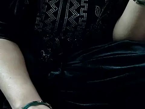 Housewife12 online show from 11, 1, 2025