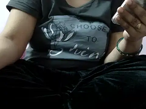 Housewife12 online show from 12, 1, 2025