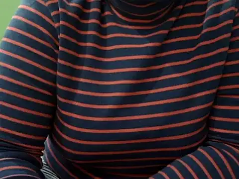 Housewife12 online show from 10, 3, 2025