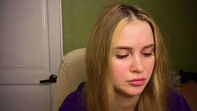 Snapshot of IlonaMurf chatting on 11, 4, 2026 IlonaMurf online show from 11, 4, 2026