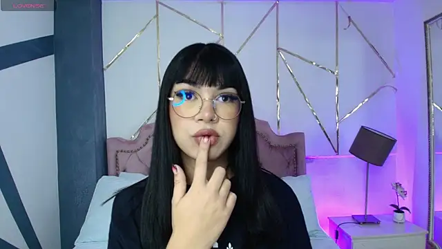 Snapshot of RoseCassie chatting on 17, 1, 2025 RoseCassie online show from 17, 1, 2025