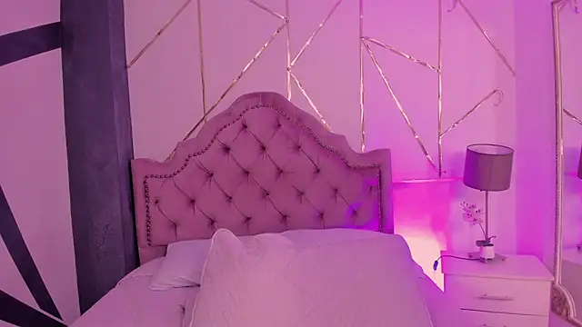 Snapshot of RoseCassie chatting on 29, 1, 2025 RoseCassie online show from 29, 1, 2025