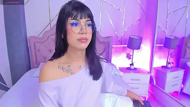 Snapshot of RoseCassie chatting on 30, 1, 2025 RoseCassie online show from 30, 1, 2025