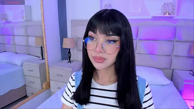 Snapshot of RoseCassie chatting on 7, 3, 2025 RoseCassie online show from 7, 3, 2025
