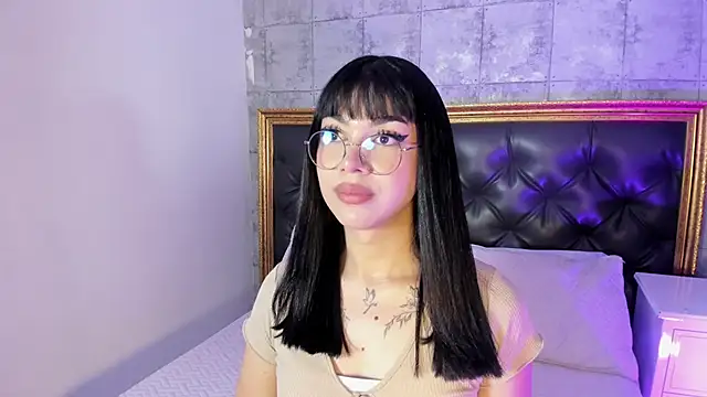 Snapshot of RoseCassie chatting on 11, 3, 2025 RoseCassie online show from 11, 3, 2025