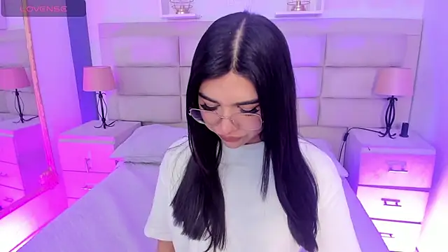 Snapshot of RoseCassie chatting on 9, 9, 2025 RoseCassie online show from 9, 9, 2025