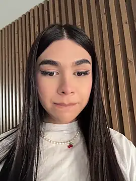 RoseCassie online show from 16, 4, 2026