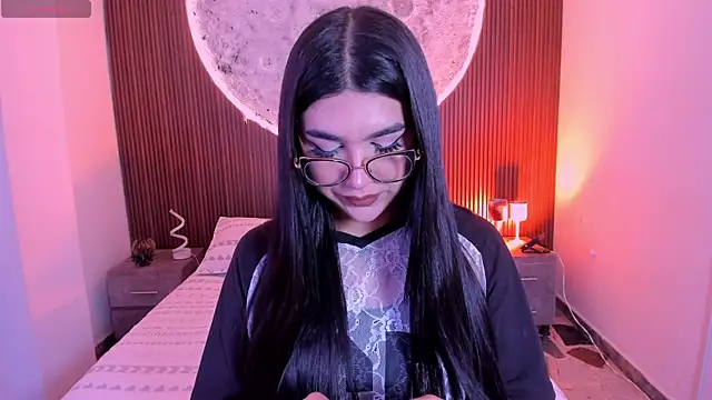 RoseCassie online show from 19, 6, 2026