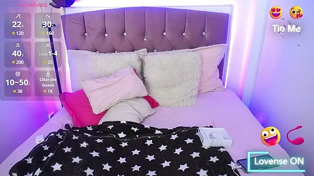 Snapshot of mia_collens chatting on 13, 2, 2025 mia collens online show from 13, 2, 2025