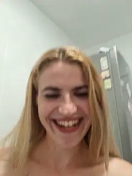 Anne-Mo online show from 6, 10, 2025