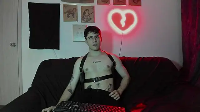 Snapshot of Antonello_Vannucci chatting on 3, 1, 2025 Antonello Vannucci online show from 3, 1, 2025