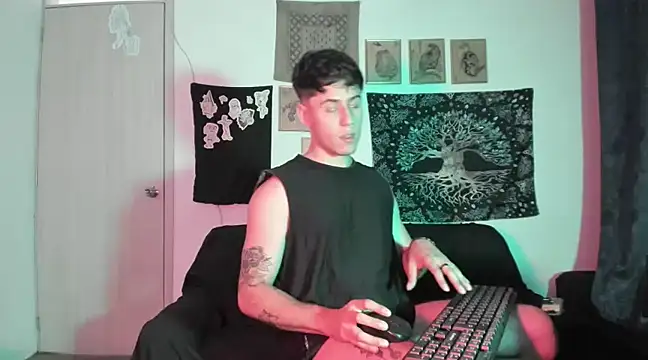 Snapshot of Antonello_Vannucci chatting on 22, 1, 2025 Antonello Vannucci online show from 22, 1, 2025