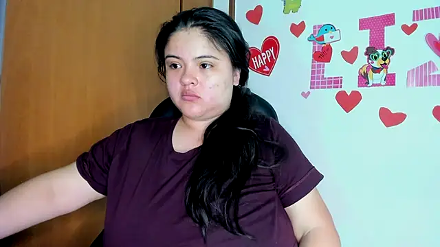 Snapshot of lizzie_c chatting on 17, 2, 2025 lizzie c online show from 17, 2, 2025