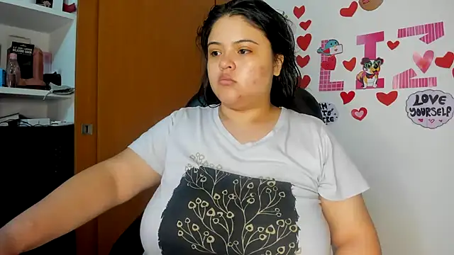 Snapshot of lizzie_c chatting on 14, 3, 2025 lizzie c online show from 14, 3, 2025