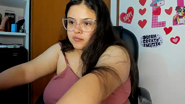 Snapshot of lizzie_c chatting on 20, 3, 2025 lizzie c online show from 20, 3, 2025