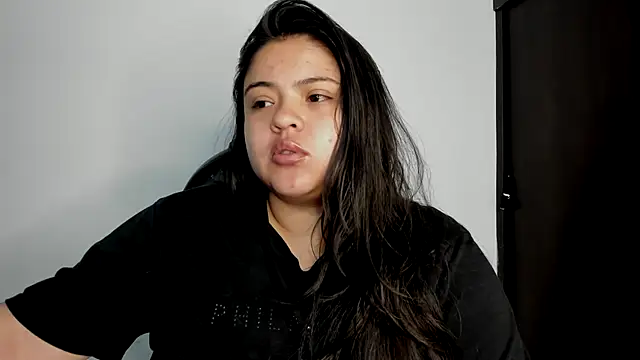 Snapshot of lizzie_c chatting on 21, 9, 2025 lizzie c online show from 21, 9, 2025