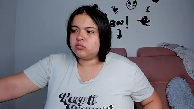 Snapshot of lizzie_c chatting on 1, 11, 2025 lizzie c online show from 1, 11, 2025