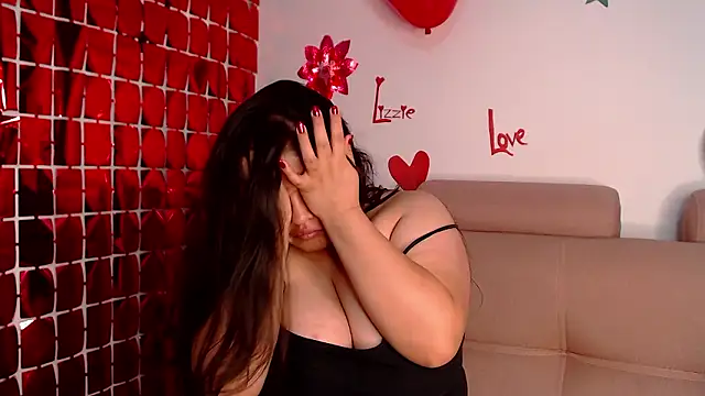 lizzie c online show from 16, 2, 2026