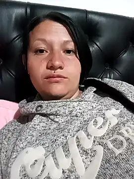 Snapshot of kattia_bk chatting on 6, 1, 2025 kattia bk online show from 6, 1, 2025