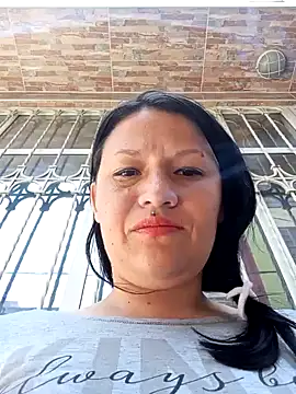 Snapshot of kattia_bk chatting on 13, 1, 2025 kattia bk online show from 13, 1, 2025