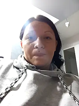 Snapshot of kattia_bk chatting on 5, 10, 2025 kattia bk online show from 5, 10, 2025