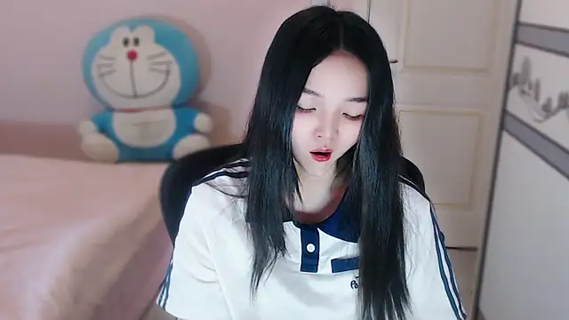 Snapshot of xiao-xiao-D chatting on 14, 11, 2025 xiao-xiao-D online show from 14, 11, 2025